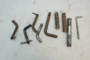 lot 243 image: hitch pins