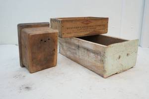 lot 250 image: vintage wood boxes