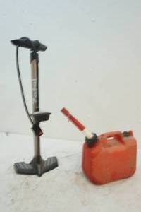lot 266 image: gas can and tire pump