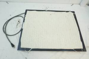 lot 280 image: heated pet mat