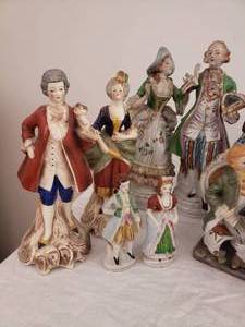 lot 97 image: Figurine Collection A