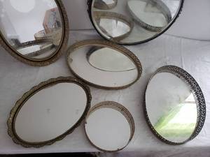lot 119 image: Hollywood Regency Vanity Tray Collection
