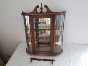lot 106 image: Wall Hung Curio Cabinet