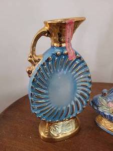 lot 68 image: Vintage Jim Beam Whiskey Decanter