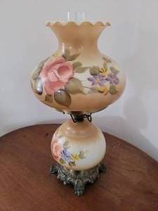 lot 67 image: Vintage Victorian Hand Painted Hurricane Lamp