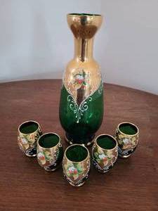lot 84 image: Vintage Art Deco Sake Set
