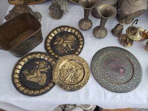 lot 48 image: Huge Brass Collection