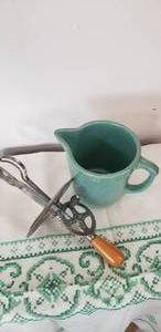 lot 113 image: Monmouth Green Glaze Beater Jar with Mechanism