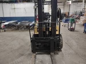 Caterpillar Model GP30 6000 lb. LP ...