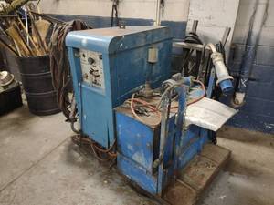 Miller 330ABP ACDC Inert Gas Weld...