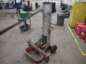 Gray Air Lift TNT 550 2 12 Ton Tru...