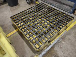 Eagle Containment Pallet, 51x51...