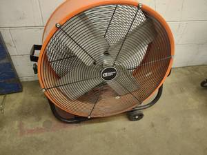 24 Fan...
