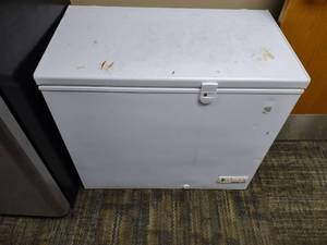 GE Chest Freezer...