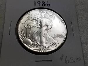 lot 05 image: 1986 AMERICAN SILVER EAGLE 1 TROY OZ .999 FINE SILVER DOLLAR