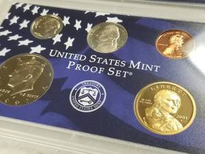 lot 48 image: 2001 US PROOF SET IN ORIGINAL PACKAGING