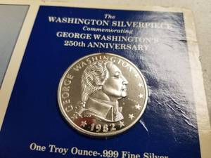 lot 14-A image: 1982 WASHINGTON 250th ANNIVERSARY 1 TROY OZ .999 FINE SILVER SEALED