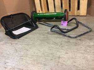 lot 3 image: Scotts 20 in. Manual Walk Behind Reel Mower with Grass Catcher