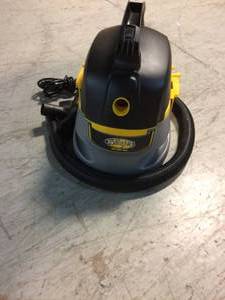 Stinger 2.5 Gal. 1.75-Peak HP Compact WetDry Shop Vacuum with Hose, Accessories and 6 Filter Bags