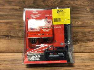 Milwaukee M18 18-Volt Lithium-Ion HIGH OUTPUT Starter Kit with XC 8.0Ah Battery and Rapid Charger