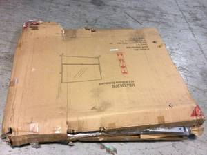 lot 14 image: White Mobile Board Open box customer returns see pictures