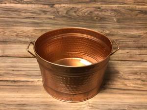 lot 82 image: 16.25 in. Dia Copper Plated Round Hammered Tub with 2-Side Handles
