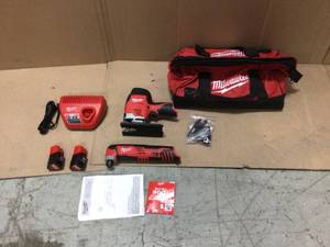 lot 106 image: Milwaukee M12 12-Volt Lithium-Ion Cordless Jigsaw and Oscillating Multi-Tool Kit Customer Returns See Pictures