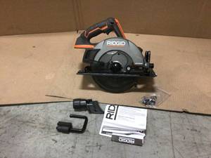 lot 111 image: RIDGID 18V OCTANE Brushless Cordless 7-14 in. Circular Saw (Tool Only) Customer Returns See Pictures