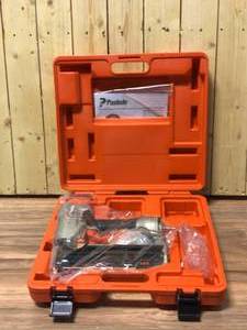 Paslode Pneumatic 16-Gauge Straight Finish Nailer