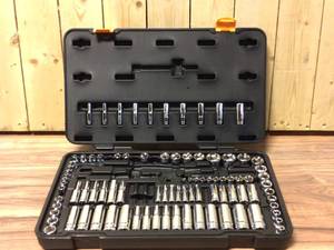 GEARWRENCH 14 in. and 38 in. Drive 6-Point Standard & Deep SAEMetric 90-Tooth Ratchet and Socket Mechanics Tool Set (106-Piece) MISSING PCS
