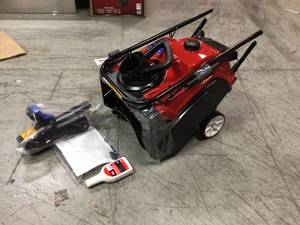 Toro  Power Clear 518 ZE 18 in. Single-Stage Gas Snow Blower not used