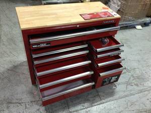 Husky 42 in. W x 18.1 in. D 10-Drawer Mobile Workbench with Solid Wood Top in Red slight damage see pictures