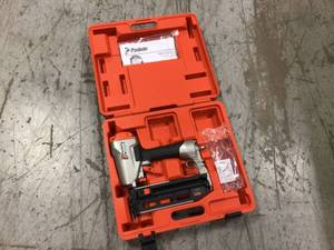 Paslode Pneumatic 16-Gauge Straight Finish Nailer customer returns see pictures
