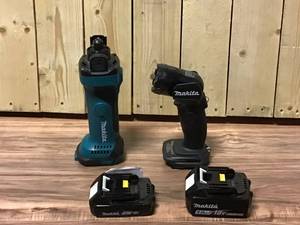 Makita 18-Volt LXT Lithium-Ion Cordless Cut-Out Tool, flash light and 2 bateries customer returns see pictures