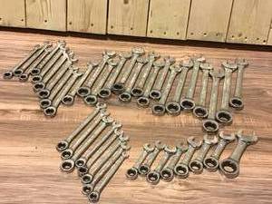 MIX LOT OF MECHANIC TOOLS