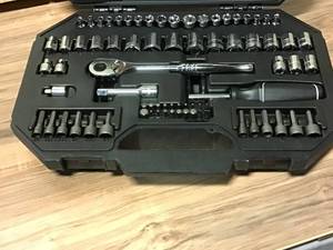 Husky Mechanics Tool Set (75-Piece)