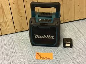 MAKITA TOOL ONLY NO CHARGER Customer Returns See Pictures