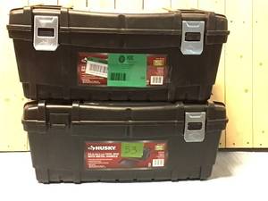 Husky 24 in. Tool Box in Black Customer Returns See Pictures
