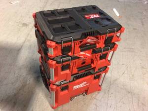 Milwaukee PACKOUT 22 in. Modular Tool Box Storage System Customer Returns See Pictures
