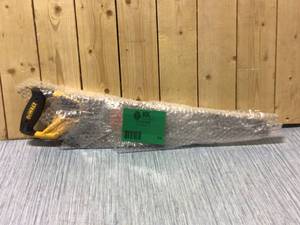 MIX LOT OF HAND SAW Customer Returns See Pictures