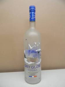 AWESOME GREY GOOSE VODKA GLASS BOTTLE DISPLAY APPROX 23 TALL - VERY COOL DISPLAY PIECE - SEE PICTURES