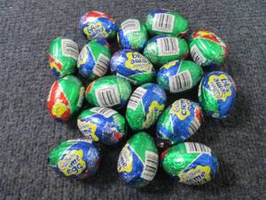 lot 132 image: 18 Cadbury Creme Eggs...
