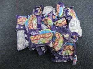 lot 135 image: 18- 1.5 oz Bags Cadbury Mini Eggs...
