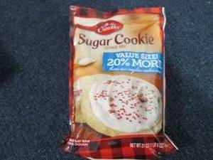 lot 150 image: 6- 21 oz pks Betty Crocker Sugar Co...