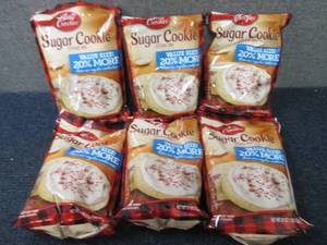 lot 152 image: 6- 21 oz pks Betty Crocker Sugar Co...