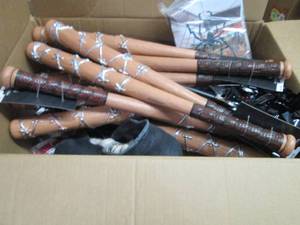 lot 183 image: Box of Halloween Toy Bats plus misc...