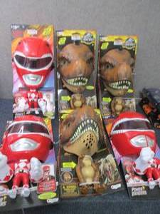 lot 196 image: 3 Power Ranger, 3 Jurassic World Mo...