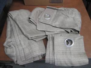 lot 232 image: 2 Curtain Panel Pair 38x63 inch Gro...