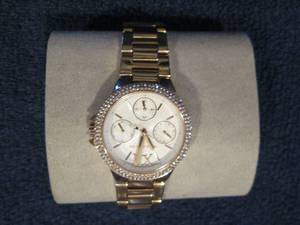 lot 15 image: Michael Kors Womens Mini Camille R...