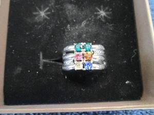 lot 36 image: Silvertone My Family My Heart Per...